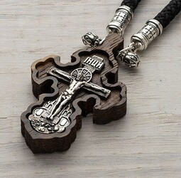 Деревянные крестики