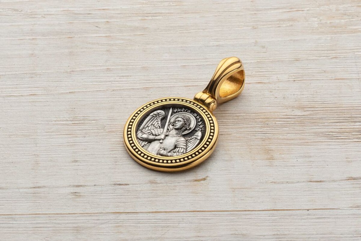 Купить образок из серебра женский «Архангел Михаил»