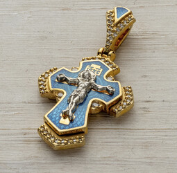 Крестики с камнями